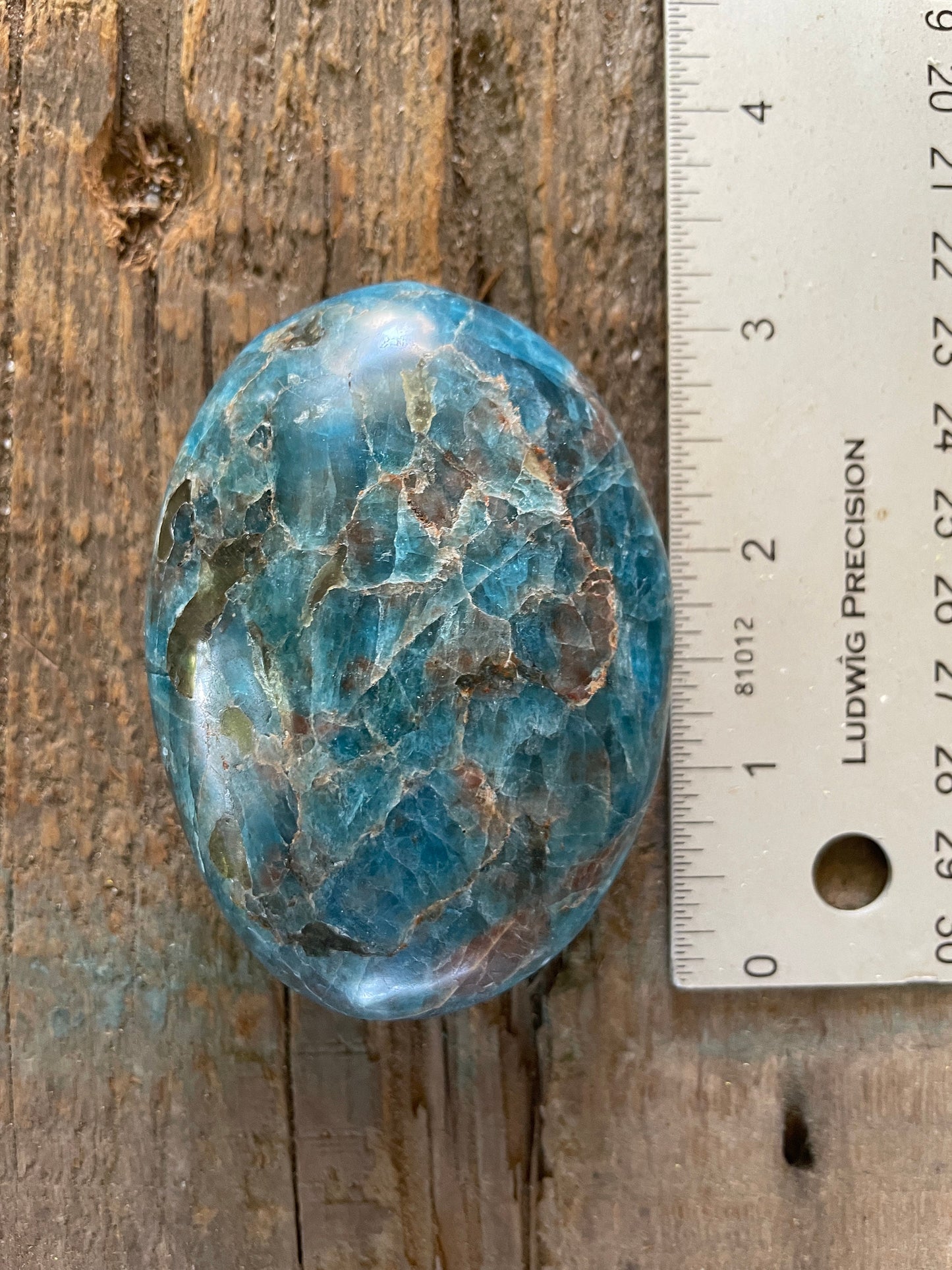 Blue Apatite Palm Stone from Madagascar 200g Specimen Mineral Crystal