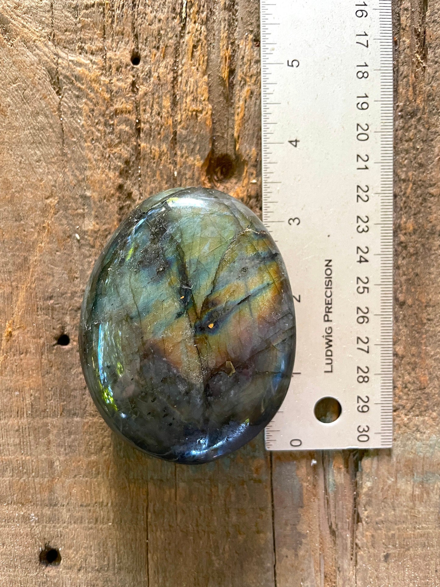 Lovely Polished Rainbow Labradorite Palm Stone 256g Rainbow Flash From Madagascar