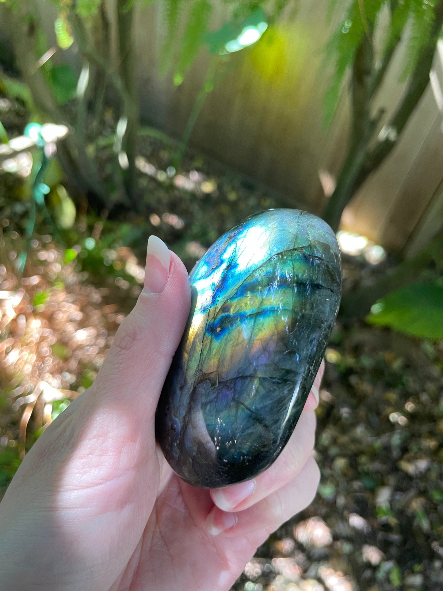 Lovely Polished Rainbow Labradorite Palm Stone 256g Rainbow Flash From Madagascar