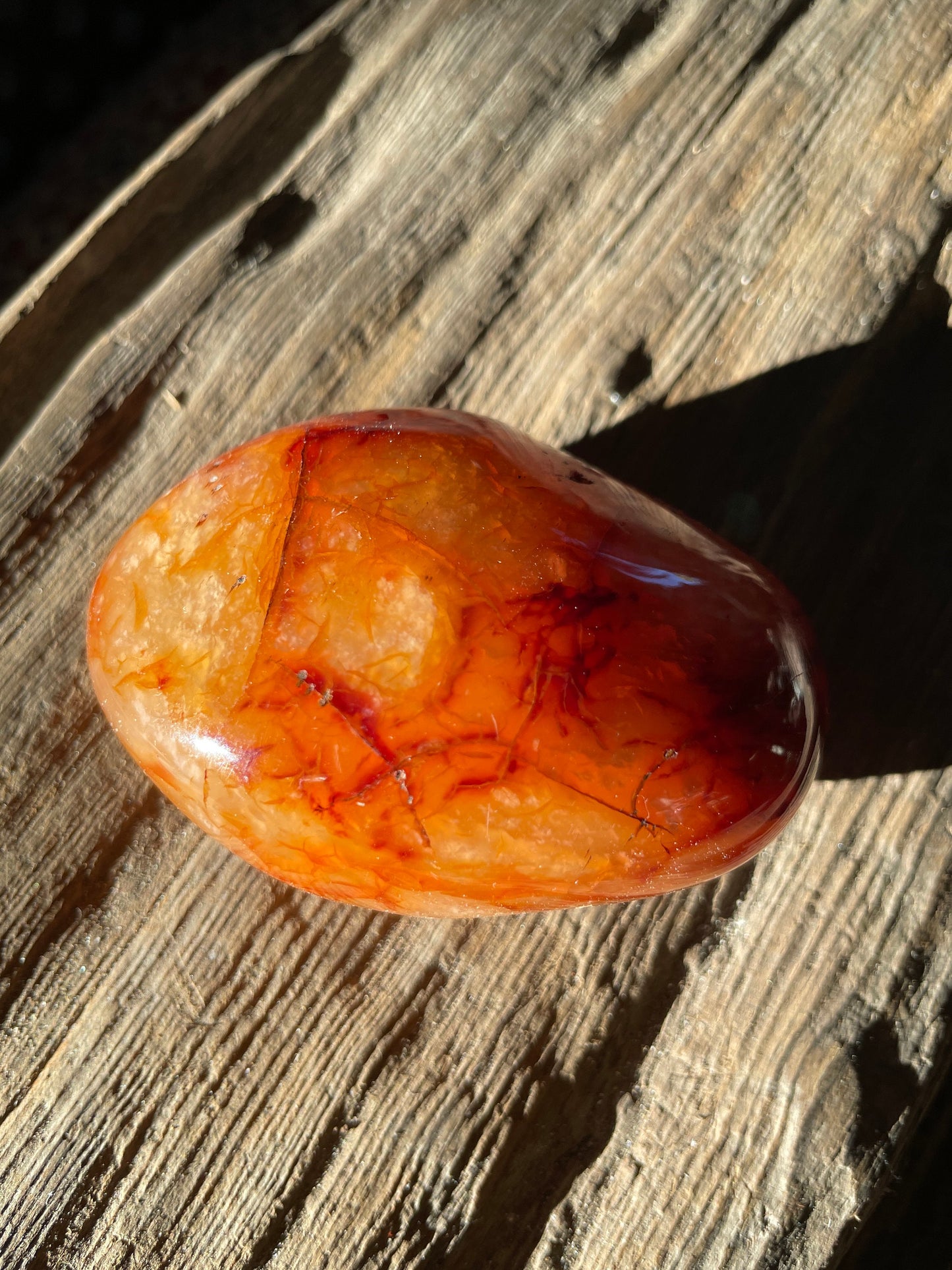 Medium Carnelian Palm Stone/Gallete Specimen 186.7g From Madagascar Mineral Crystal