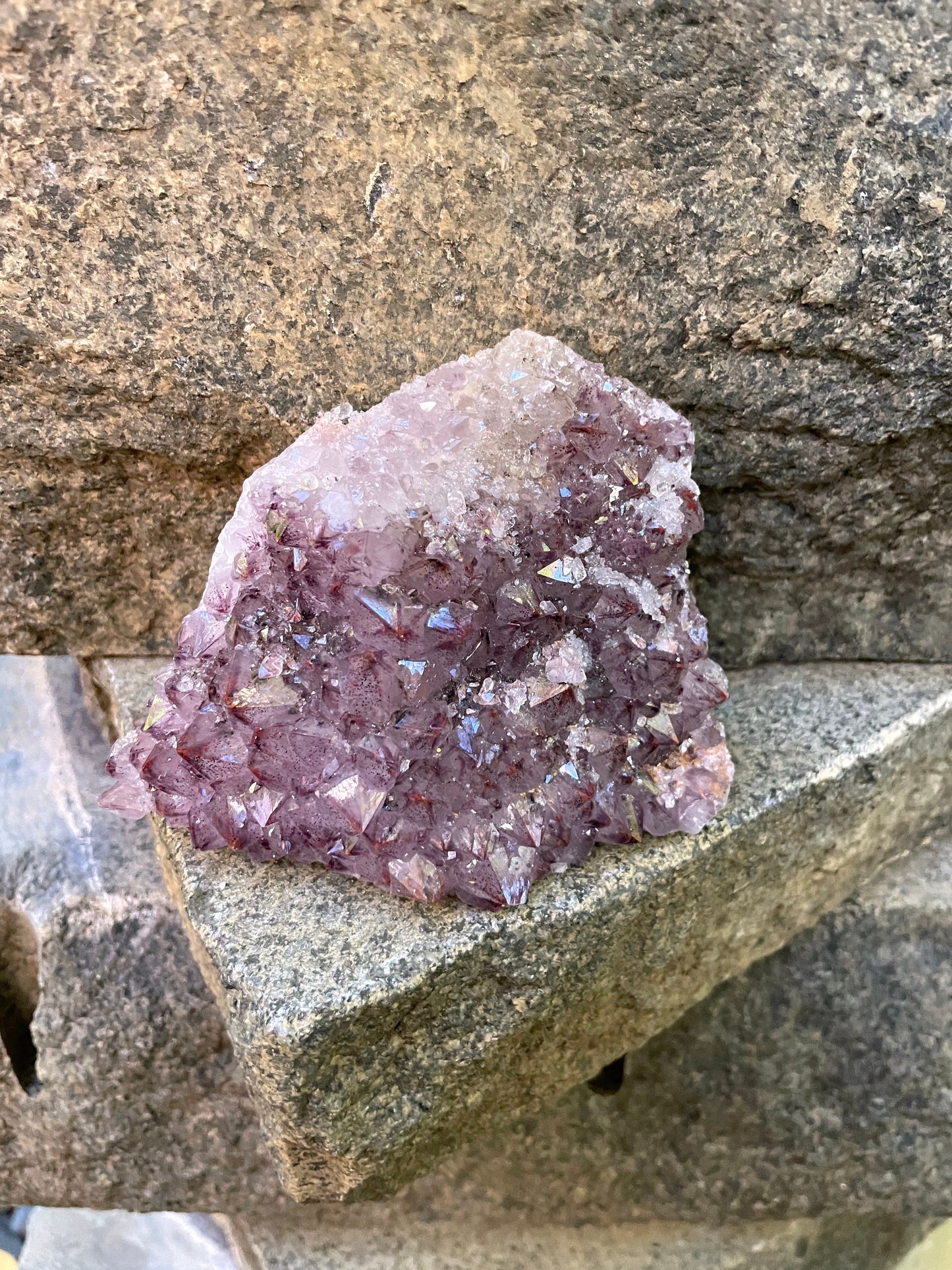 Thunder Bay Amethyst Ontario Canada 288g Specimen Amethyst with Hematite Mineral Crystal