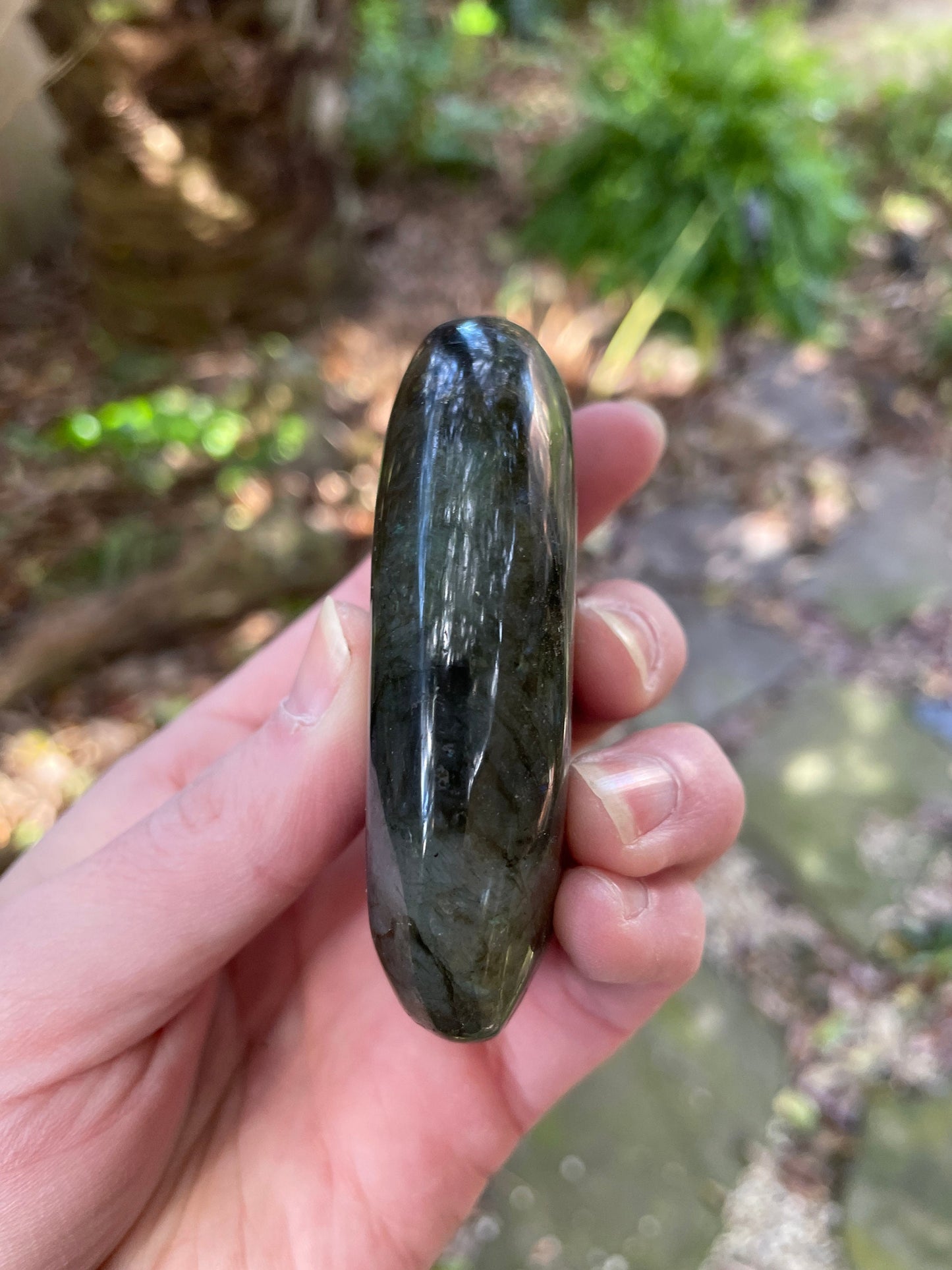 Lovely Polished Rainbow Labradorite Palm Stone 166.5g Rainbow Flash From Madagascar