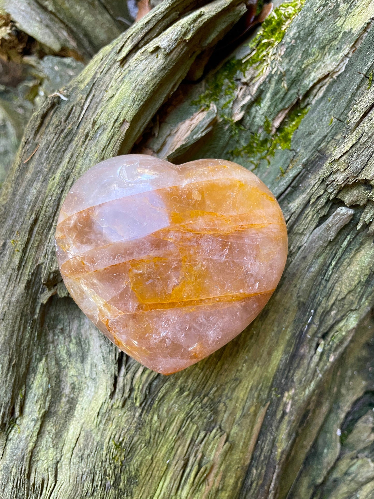 Yellow Golden Healer/Hematoid Quartz Polished Heart Specimen 265.5g Mineral Crystal