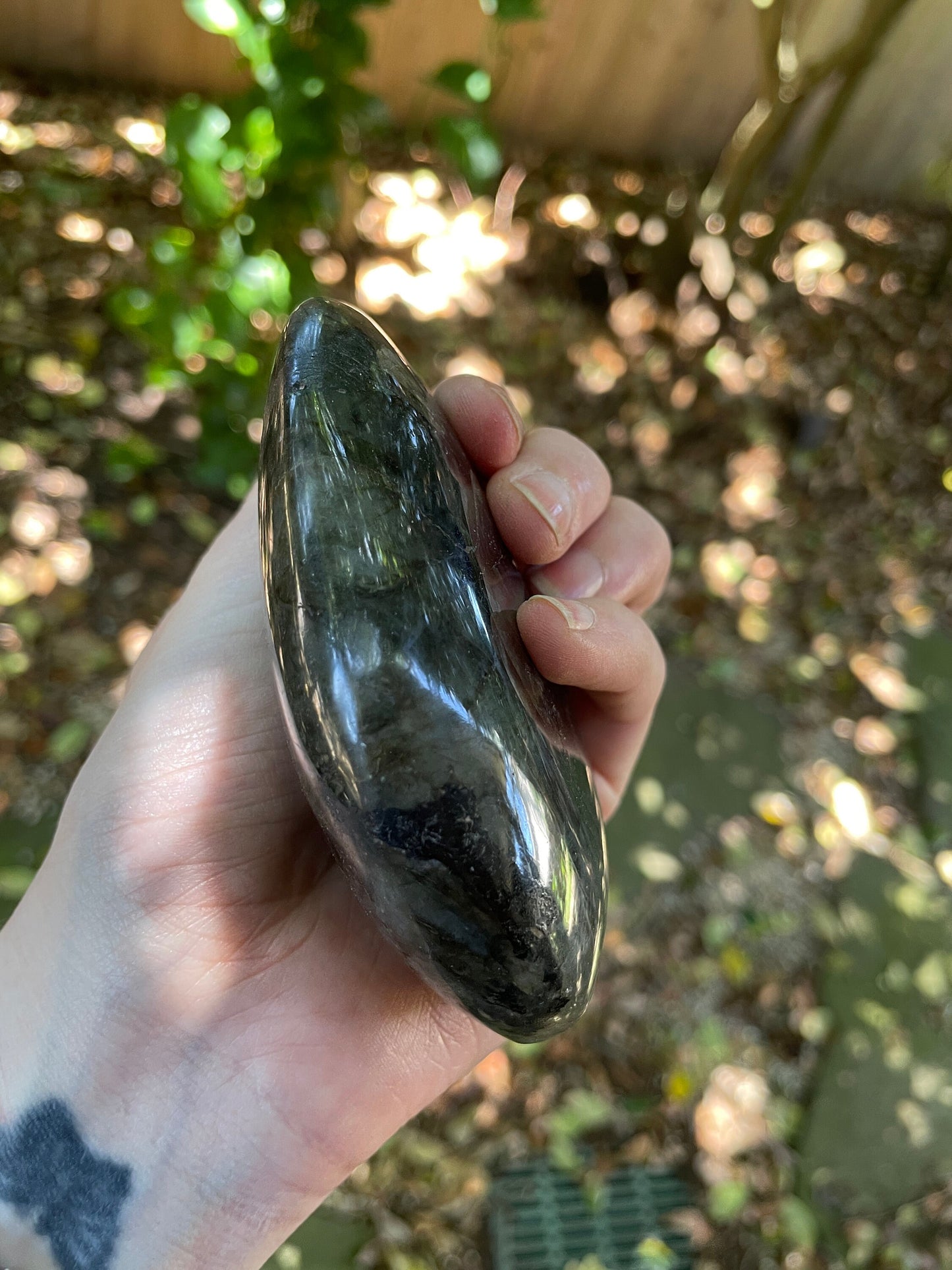 Lovely Polished  Labradorite Palm Stone 288g Great Flash From Madagascar Mineral Crystal